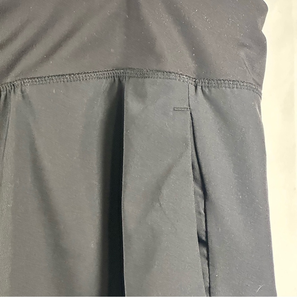 Women’s Adjustable Waist Avia Charcoal Performance Shorts - Picture 6 of 10